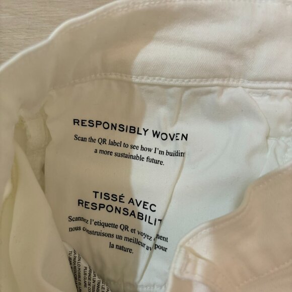 FRAME Le High Straight Cascade Hem Jeans in White Denim - Picture 7 of 7